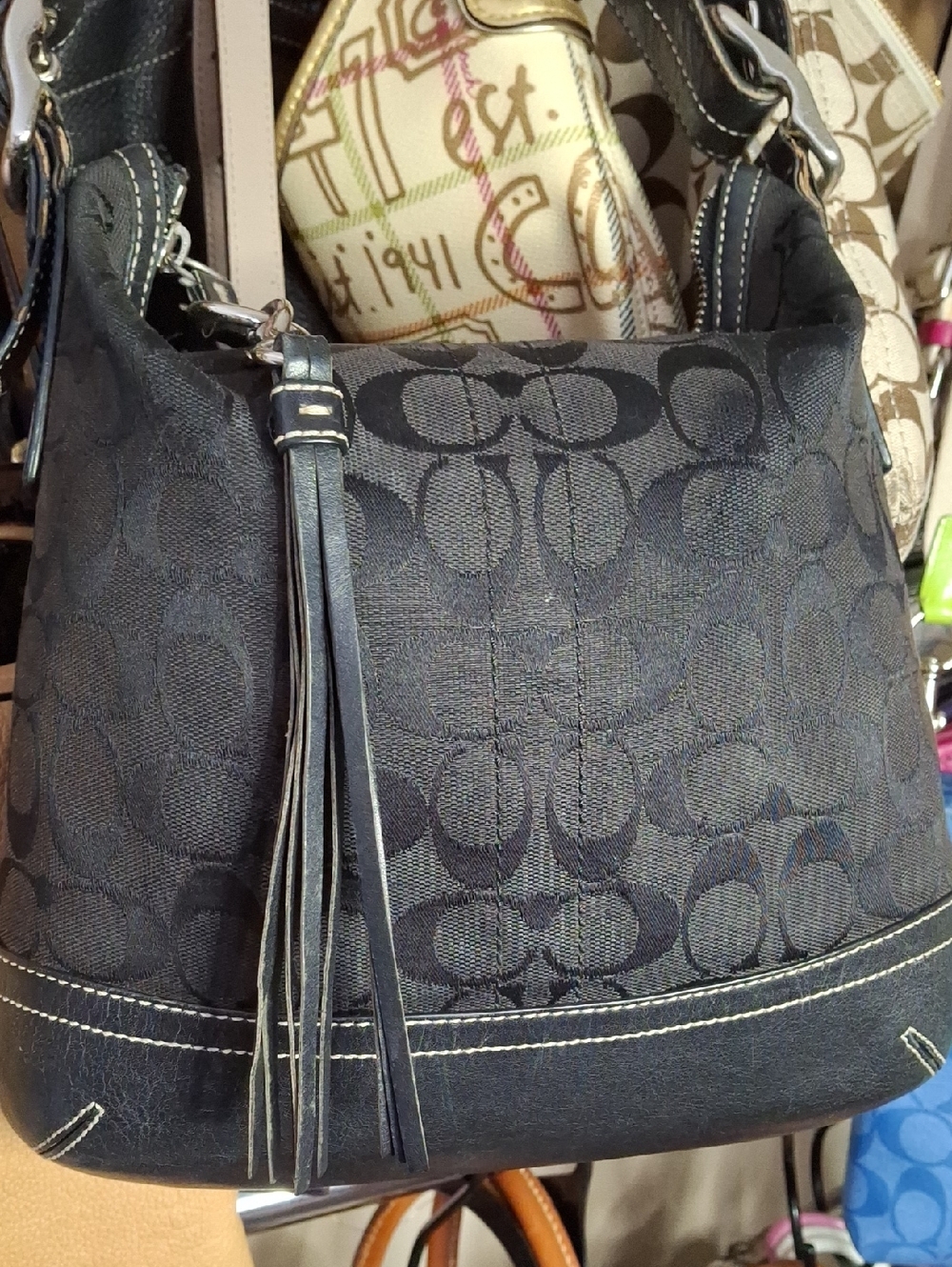 EUC COACH VINTAGE BLACK SIGNATURE CONVERTABLE MEDIUM BAG 2004